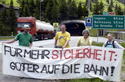 Mehr zur weiteren Verlagerung an der A13: Klick aufs Bild...