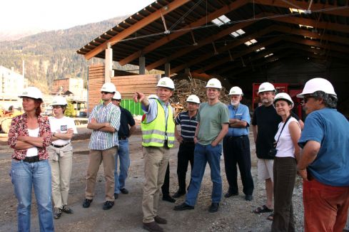 TeilnehmerInnen an der MV 2007 bei der Besichtigung der TEGRA